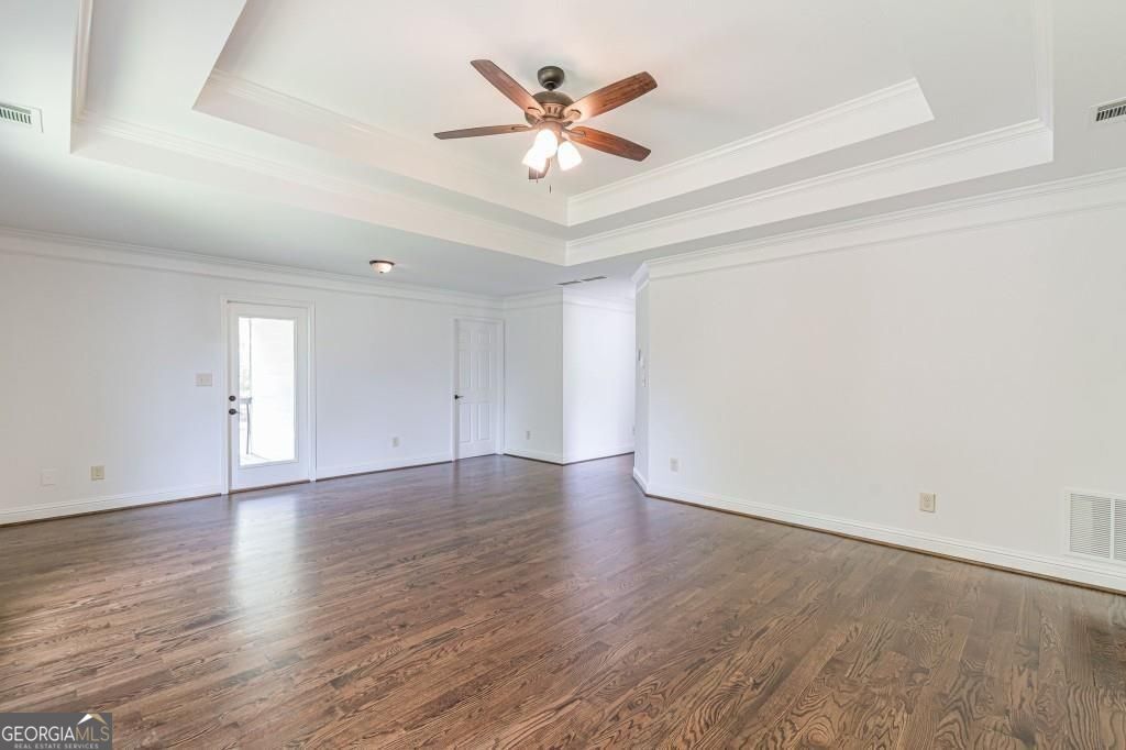 Atlanta, Georgia 30316, United States, 3 Bedrooms Bedrooms, ,4 BathroomsBathrooms,Residential,Active,202293