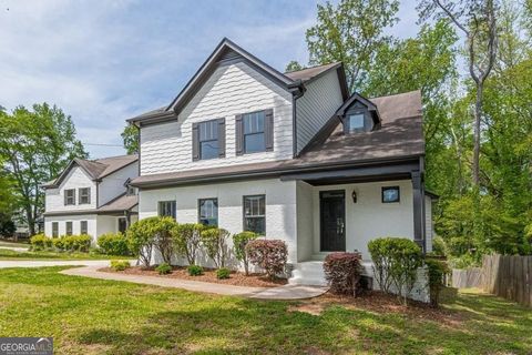 Photo of 1410 Eastland Road SE, Atlanta, GA 30316 (MLS # 10595525)