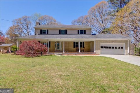 692 W Union Grove CIR Auburn GA 30011
