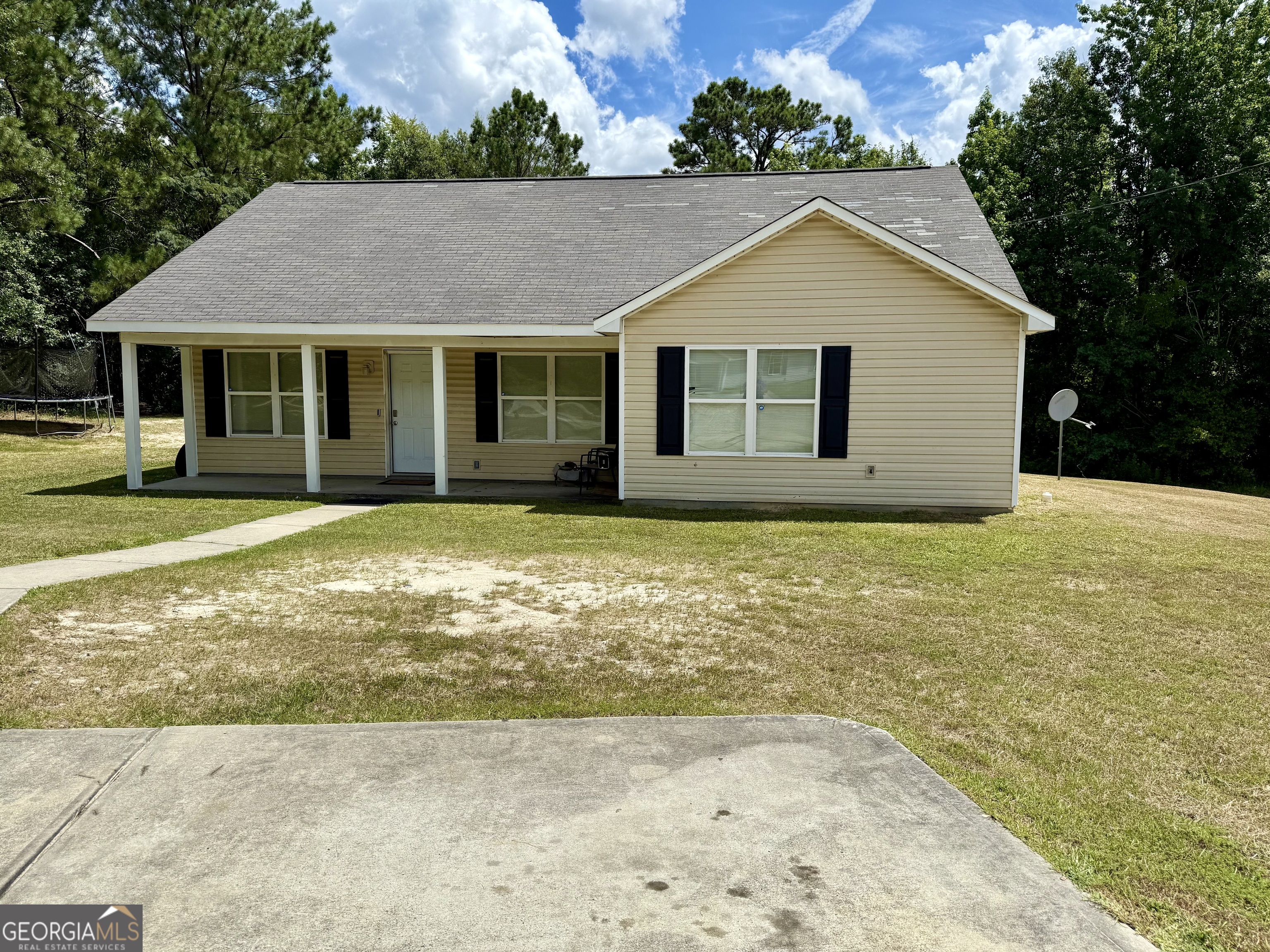 ***Welcome to the back section of Northview Acres! This 3 bedroom 2 bath home offers 1452 square feet of comfortable living. Located at the end of a cul-de-sac this quiet section of the neighborhood includes the newest homes built in Northview Acres. With multiple large rooms, this floor plan is sure to please. The primary bedroom includes a large ensuite and the spacious laundry room will serve any size family. Sit on the front porch or spread out on the back lawn, but don't miss your chance to see this home soon!