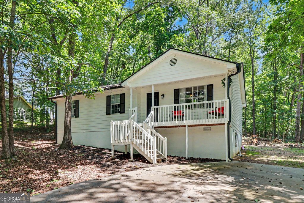 Photo of 744 Johnson Road SE, Adairsville, GA 30103 (MLS # 10783512)
