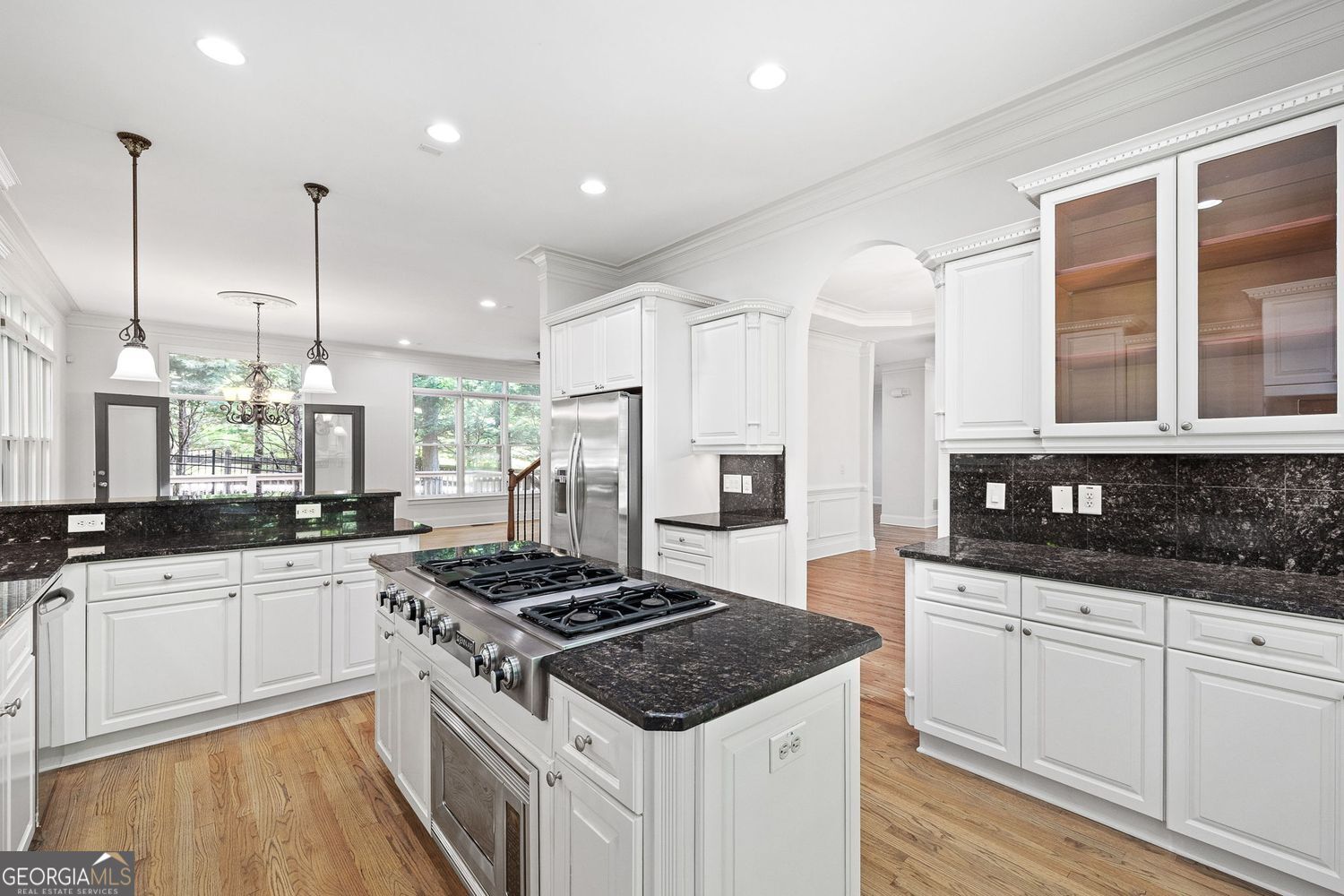 Sandy Springs, Georgia 30328, United States, 5 Bedrooms Bedrooms, ,6 BathroomsBathrooms,Residential,Active,136054