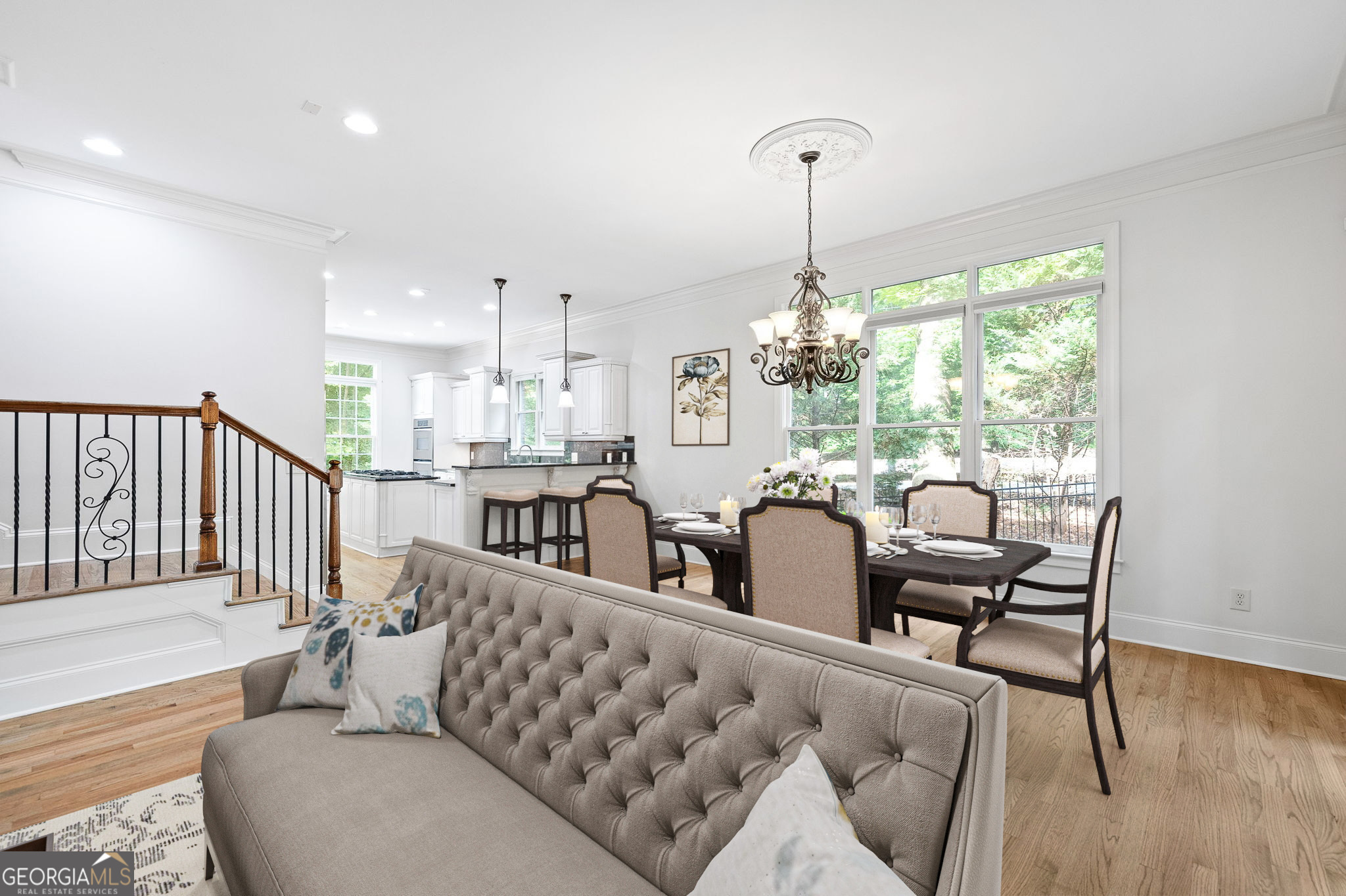 Sandy Springs, Georgia 30328, United States, 5 Bedrooms Bedrooms, ,6 BathroomsBathrooms,Residential,Active,136054