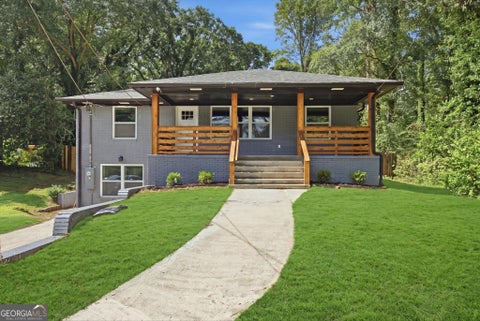 Photo of 2531 Hood Avenue NW, Atlanta, GA 30318 (MLS # 10846003)