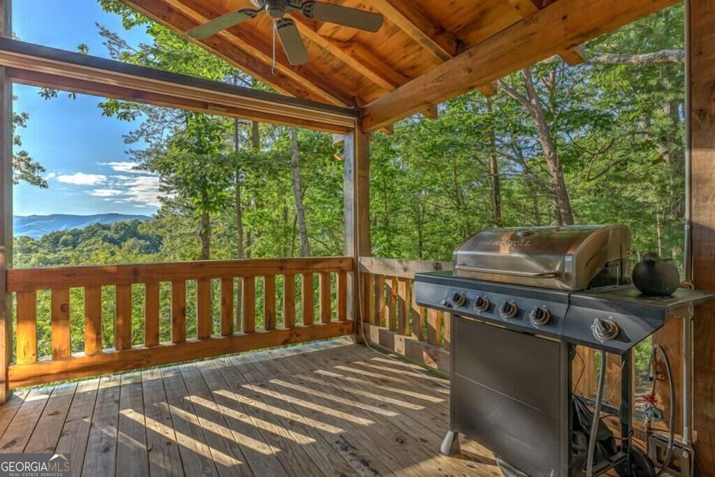 20 Smith Hill RD