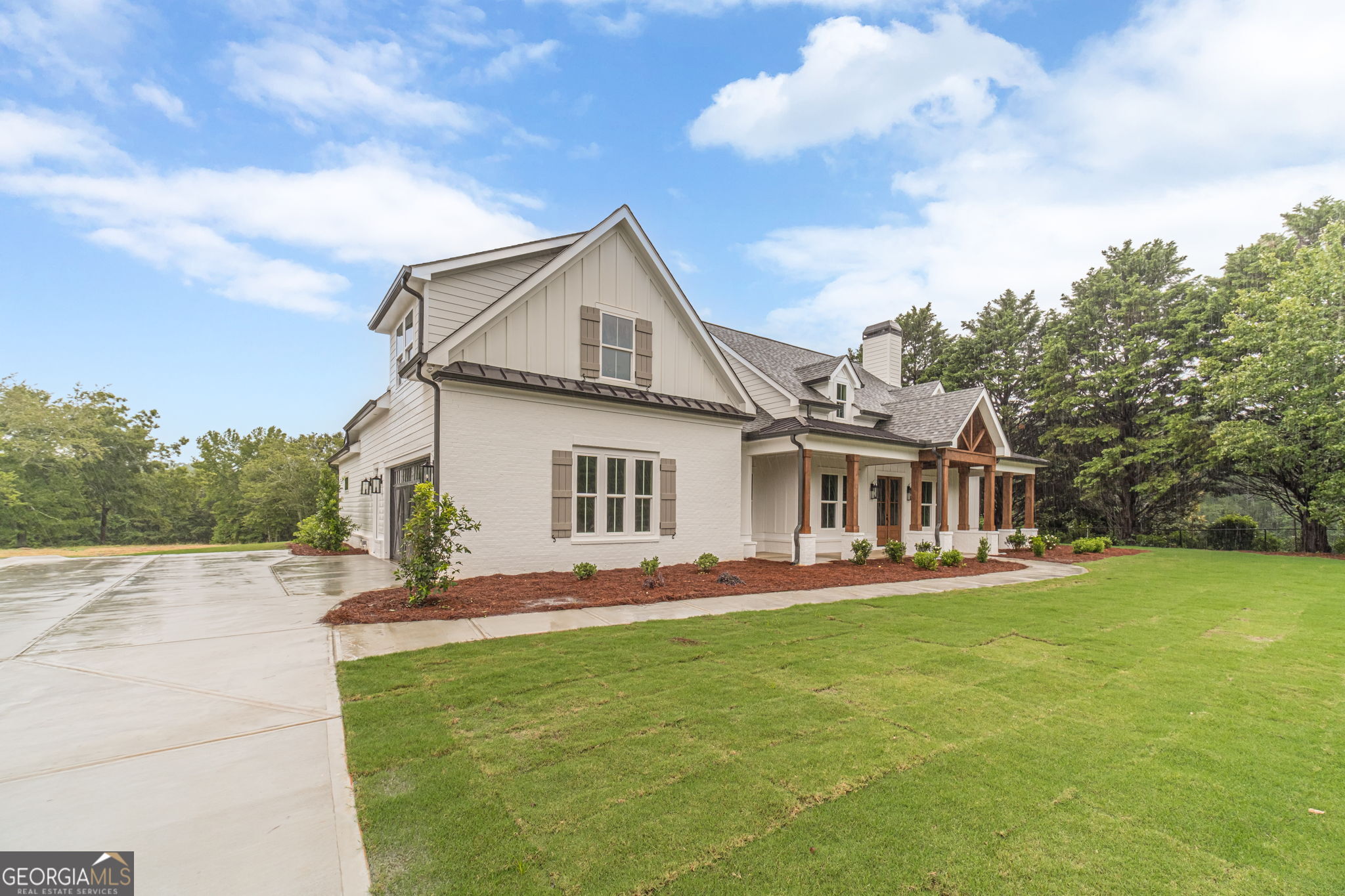 1300 Grapevine TRL