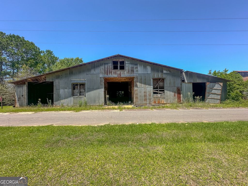 Photo of 227 South Parrott, Parrott, GA 39877 (MLS # 10731314)