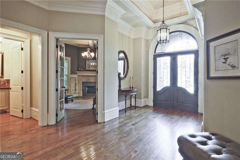 5118 Greythorne LN