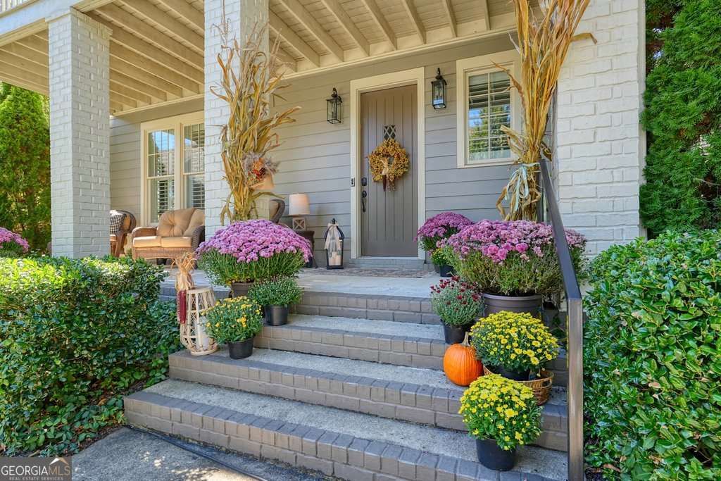 Photo of 215 Mcaffee Street, Woodstock, GA 30188 (MLS # 10625154)