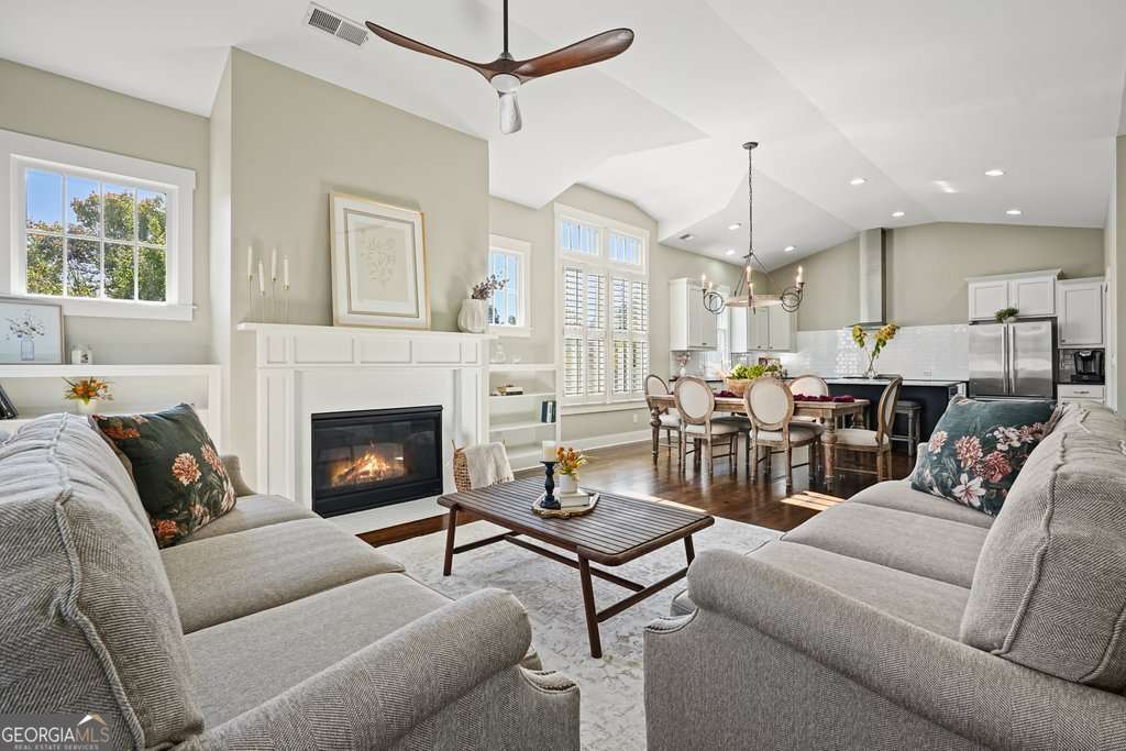 Woodstock Downtown - Residential