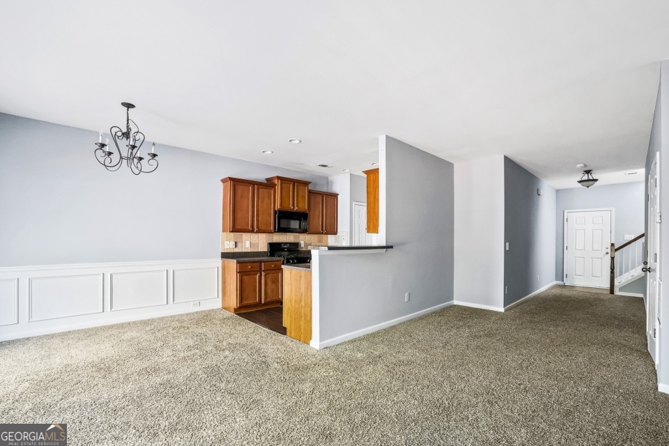 2872 Cross Creek CT