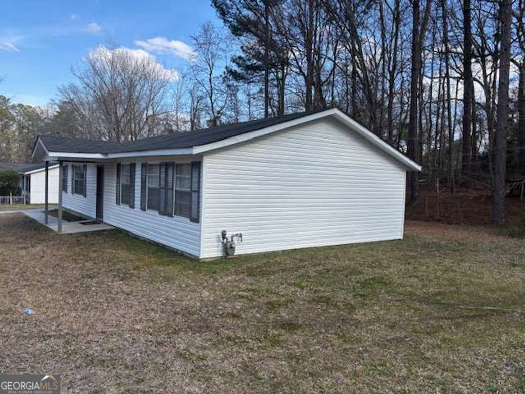 Photo of 1071 Alexander Street, Union Point, GA 30669 (MLS # 10708479)