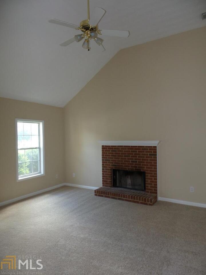 Cherokee Manor - Residential