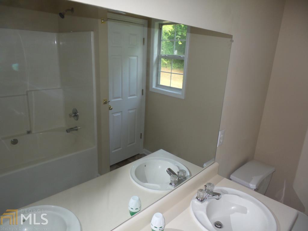 Cherokee Manor - Residential