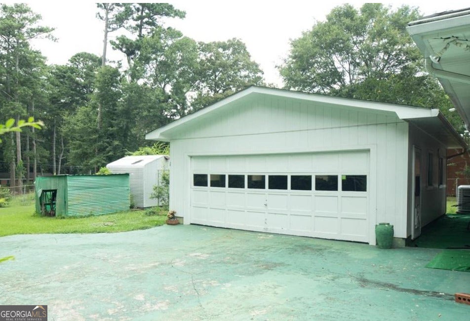 Photo of 6811 Mayo Dr, Riverdale, GA 30274 (MLS # 10791737)