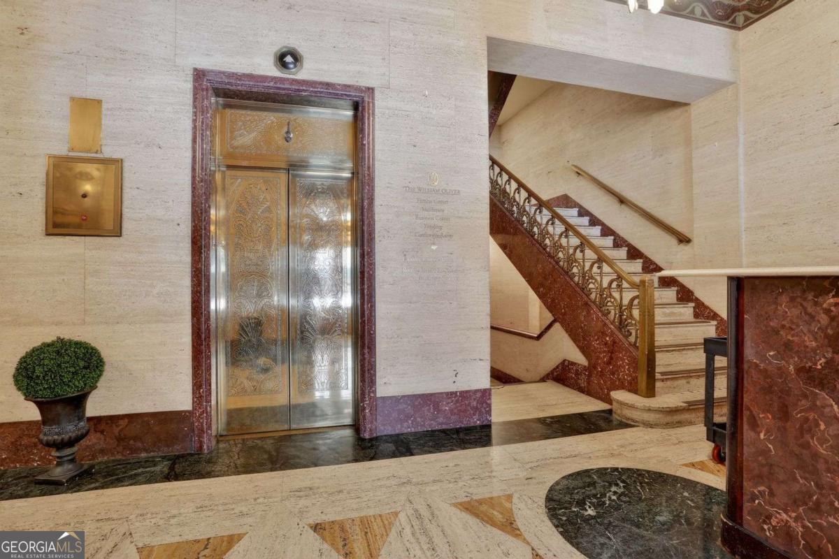 32 Peachtree ST NW 1202