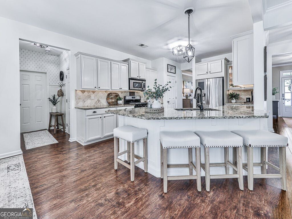 266 Royal Sunset DR