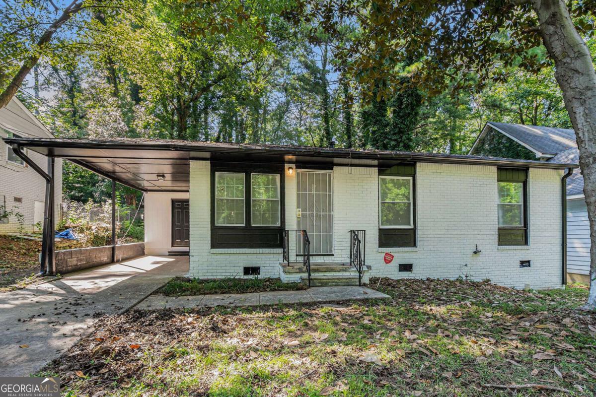 836 Bolton RD
