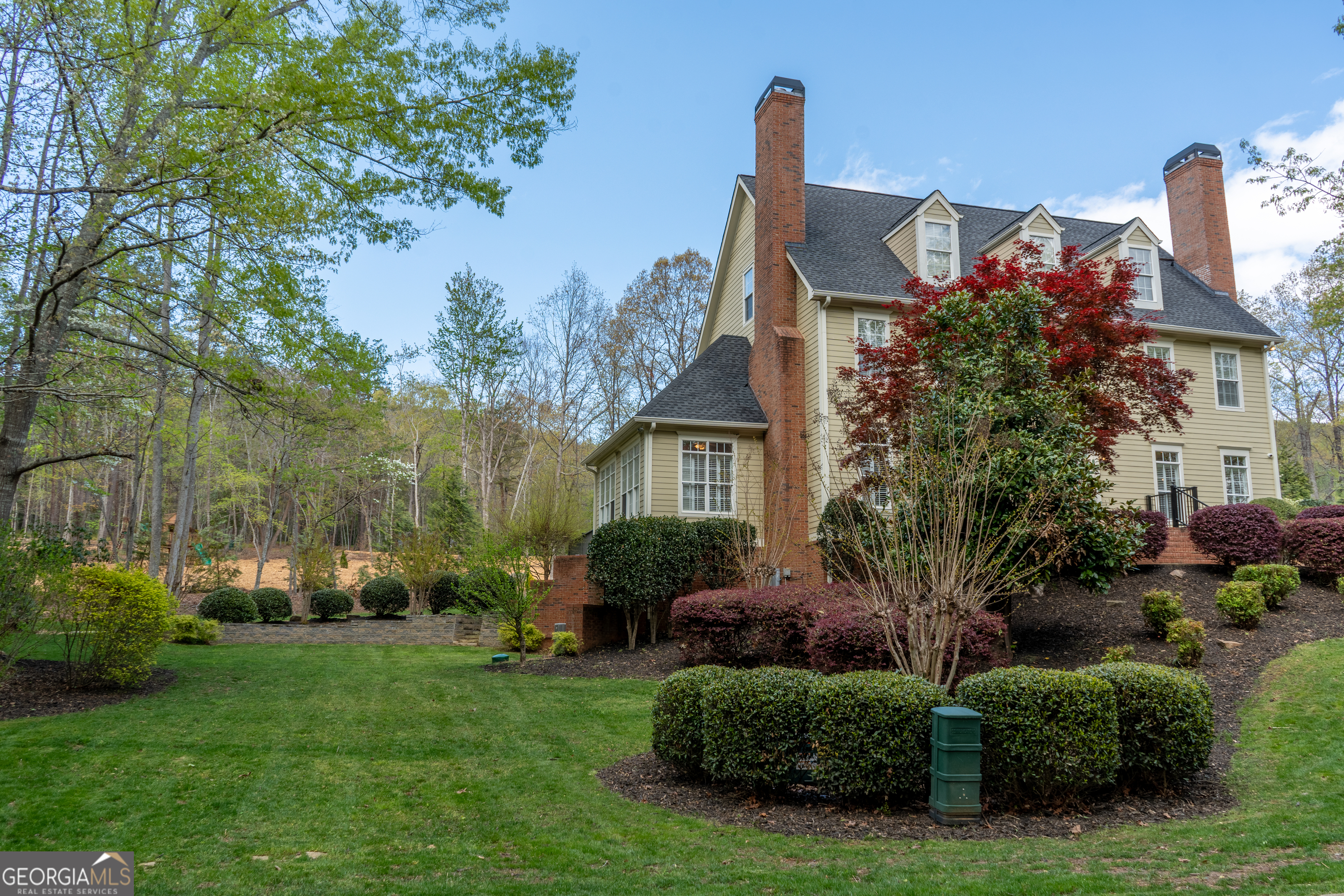 Clarkesville, Georgia 30523, United States, 5 Bedrooms Bedrooms, ,5 BathroomsBathrooms,Residential,Active,176775