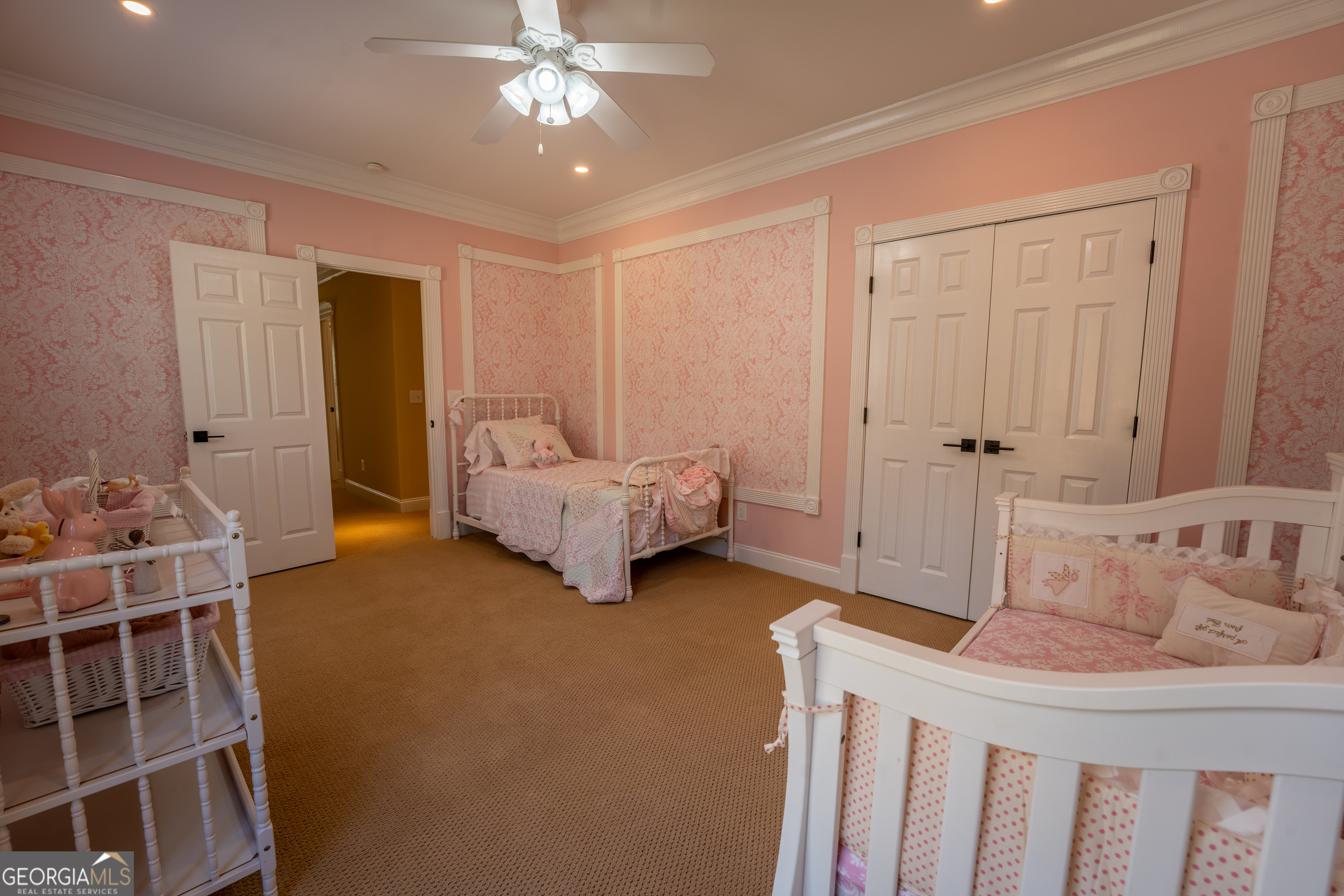 Clarkesville, Georgia 30523, United States, 5 Bedrooms Bedrooms, ,5 BathroomsBathrooms,Residential,Active,176775