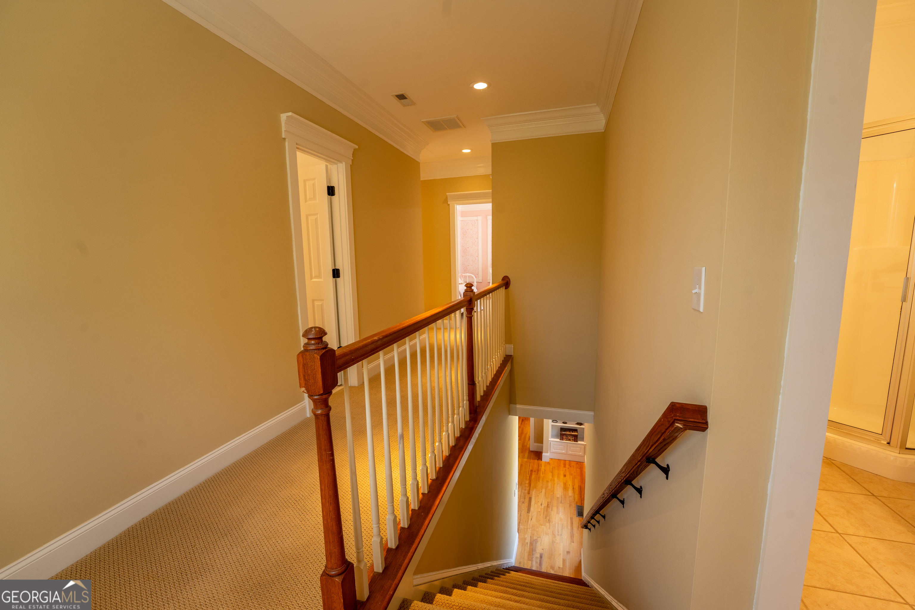 Clarkesville, Georgia 30523, United States, 5 Bedrooms Bedrooms, ,5 BathroomsBathrooms,Residential,Active,176775