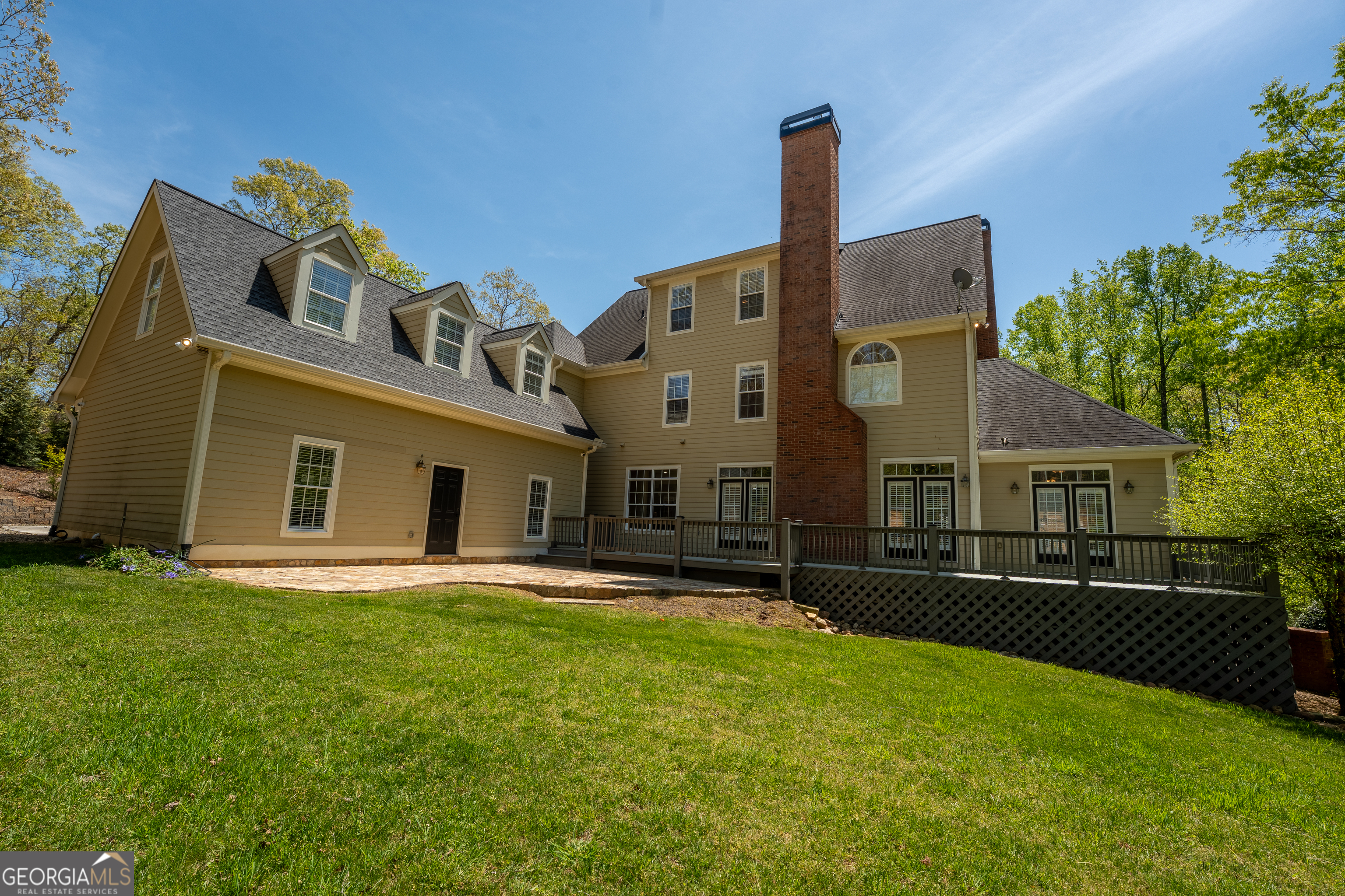 Clarkesville, Georgia 30523, United States, 5 Bedrooms Bedrooms, ,5 BathroomsBathrooms,Residential,Active,176775