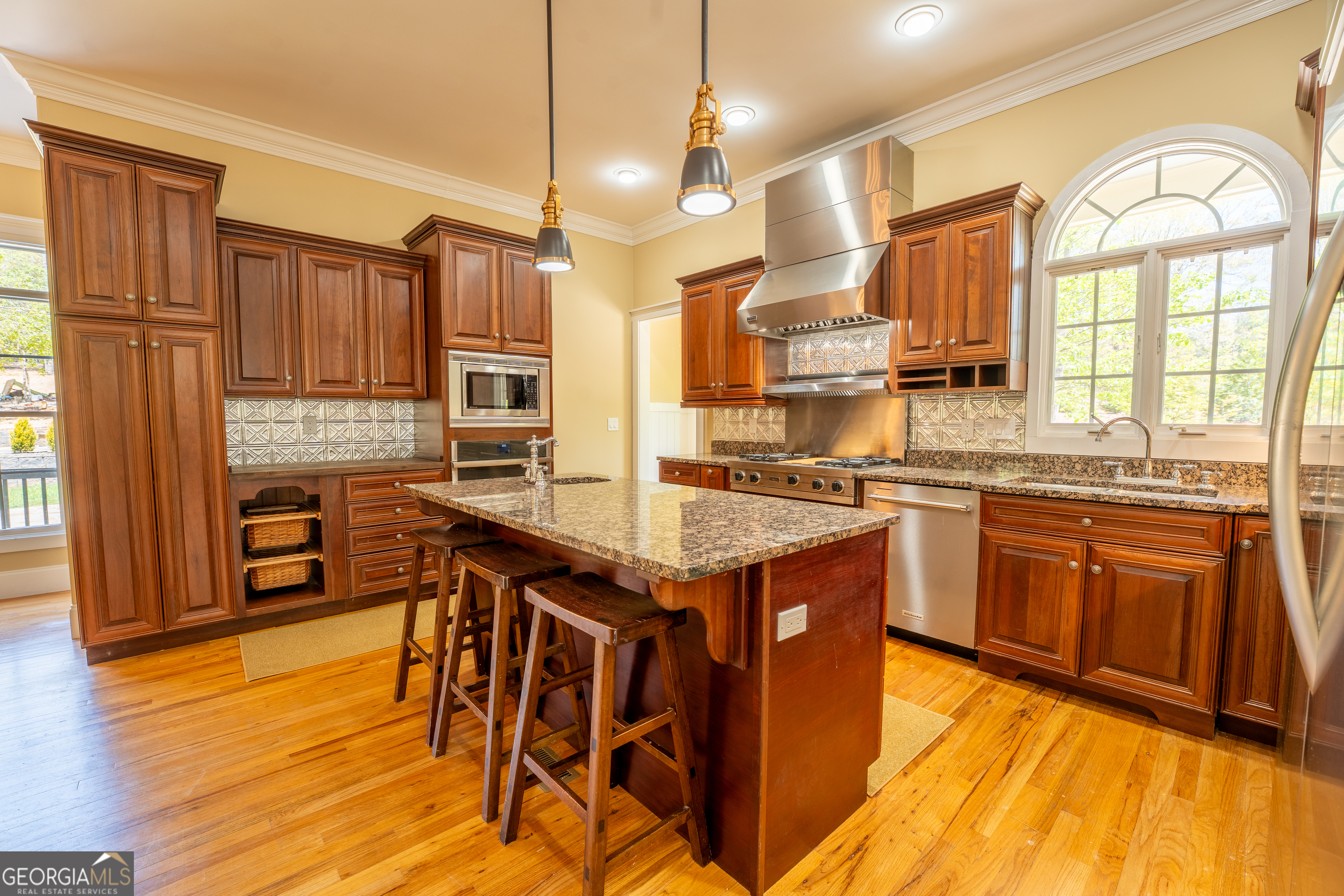 Clarkesville, Georgia 30523, United States, 5 Bedrooms Bedrooms, ,5 BathroomsBathrooms,Residential,Active,176775