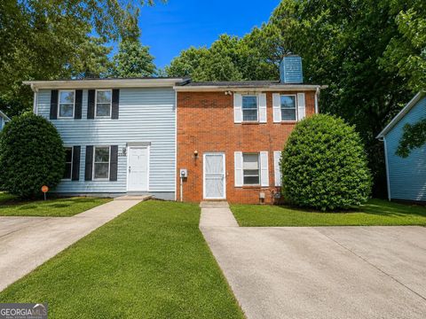 Photo of 5590 Windwood Road, Atlanta, GA 30349 (MLS # 10769470)