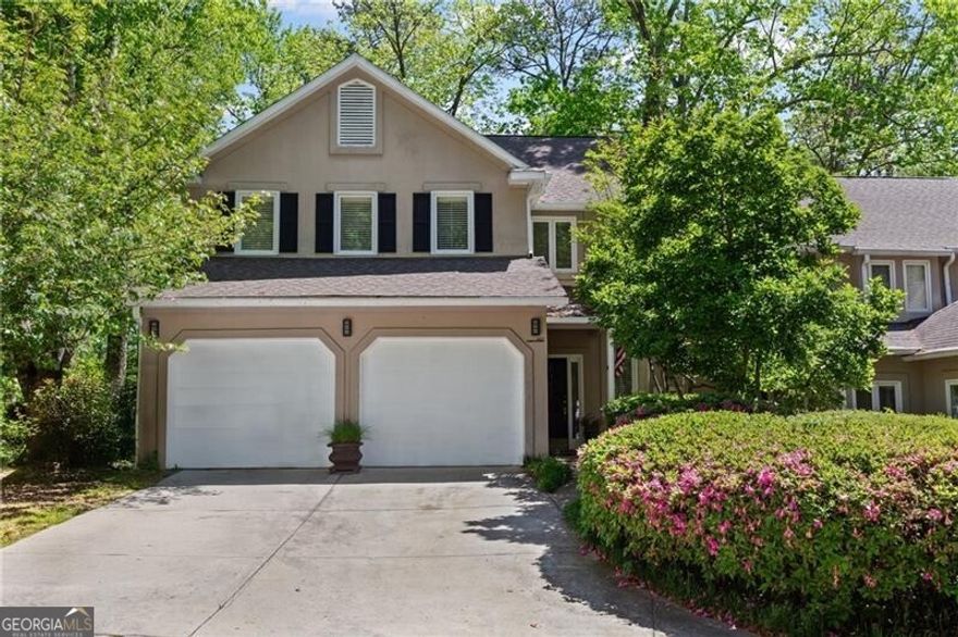 Welcome home to this impressive 3 bedroom, 2 1/2 bath townhome in the sought after Johns Creek River Farm Subdivision.  New "State of the art" large kitchen with new cabinets, quartz, dual ovens & 6 burner range with vented hood opening onto a huge private deck. Open floor plan provides generous space for family room and large dining room. Perfect for entertaining! Beautiful new powder room with new tiles, vanity & lighting.  Custom staircase with landing leads to the upstairs master suite featuring new tiled shower & lighting. Two additional bedrooms with Jack n Jill split vanity baths. Full daylight basement with high ceilings is a fabulous space for expansion of living space. Perfect retreat for large family or office/gym/billiards. Stubbed for full bathroom. Access to a second private huge deck with their own beautiful private view of trees and nature!  The Association Fee includes Swim/Tennis, Roof, Trash, Water & Sewer. This Johns Creek location offers unparalleled convenience placing you minutes away from the world famous Atlanta Athletic Golf Club & Emory Hospital. Top rated schools! Great restaurants, shopping centers, parks, and trails.