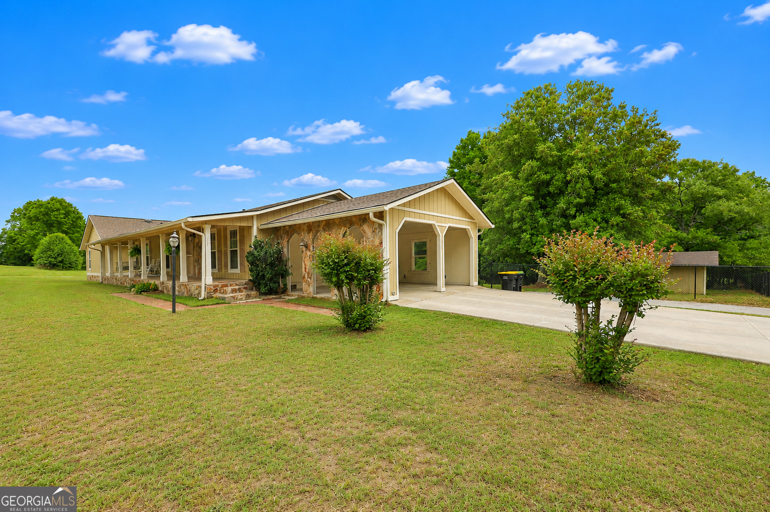 615 Fischer RD