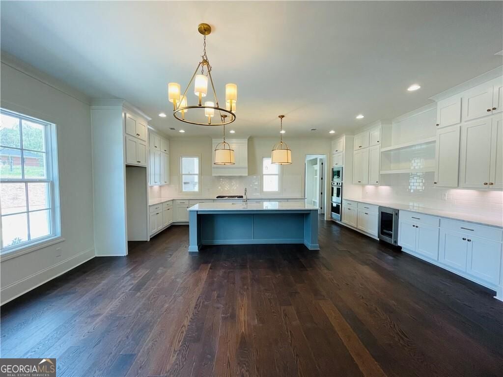 212 Suwanee AVE