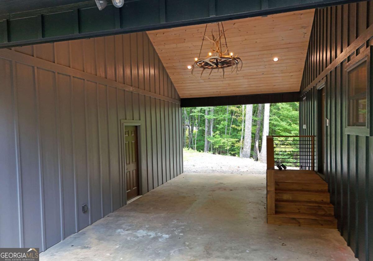 1264 Sunrock Mountain RD