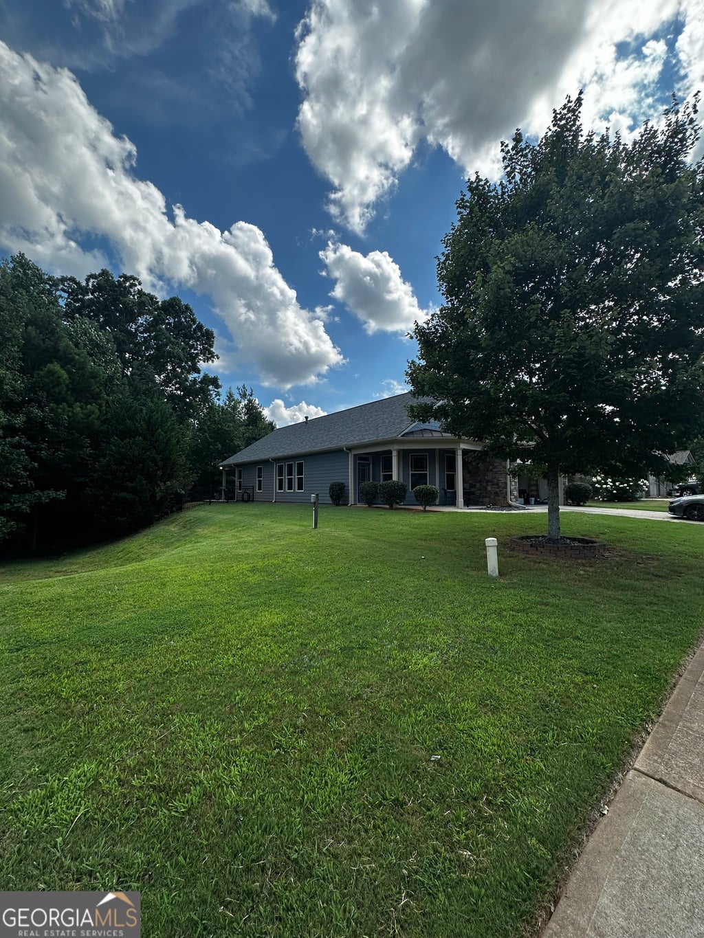 Photo of 280 Granite Way, Newnan, GA 30265 (MLS # 10803808)