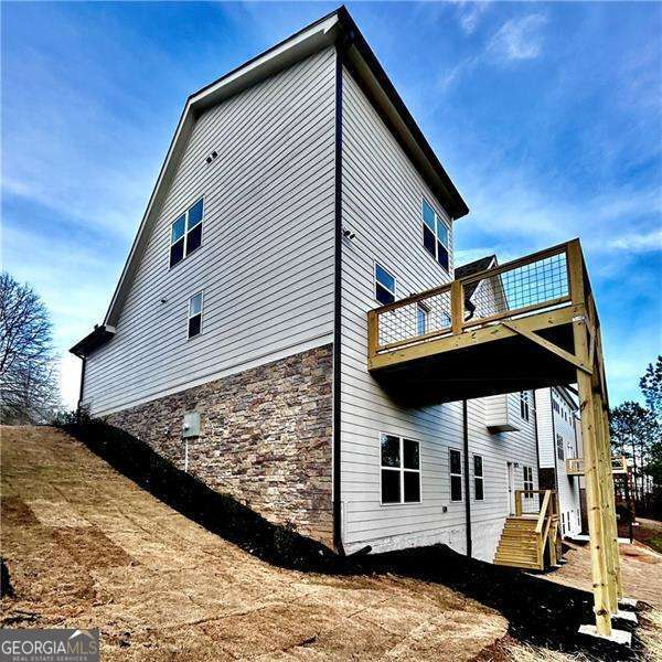 22 Lakewood CT SE