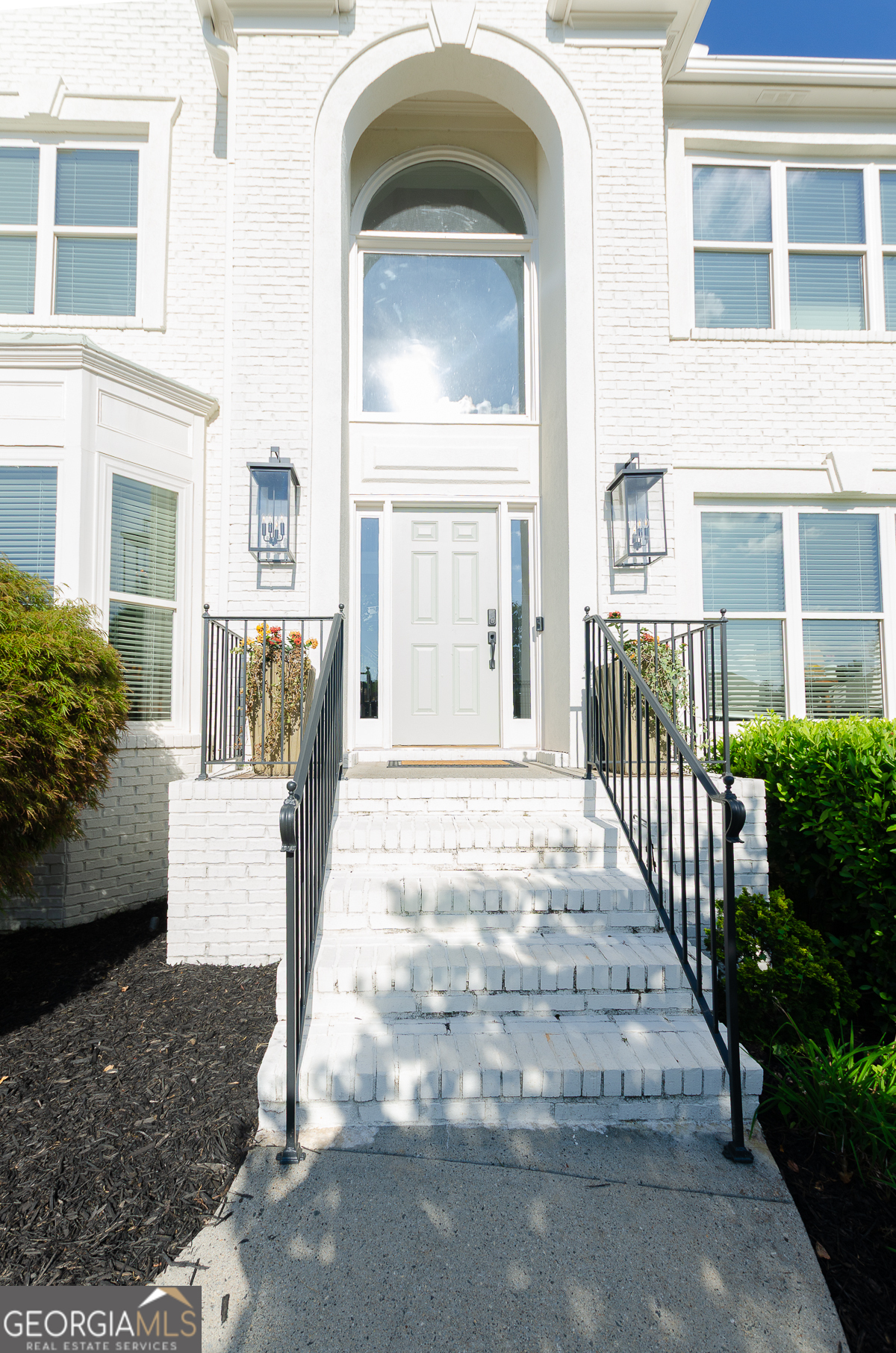 3713 Lake Edge DR