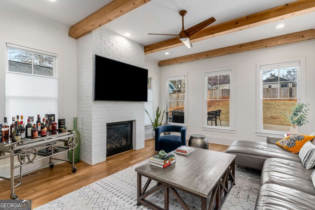 Photo of 1356 Wylie Street SE, Atlanta, GA 30317 (MLS # 10686349)