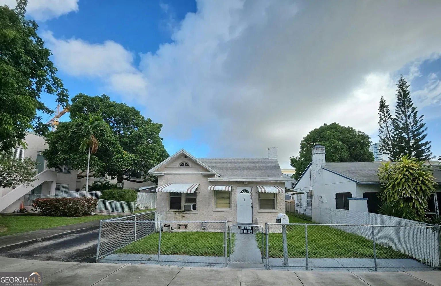 1945 Jackson Street