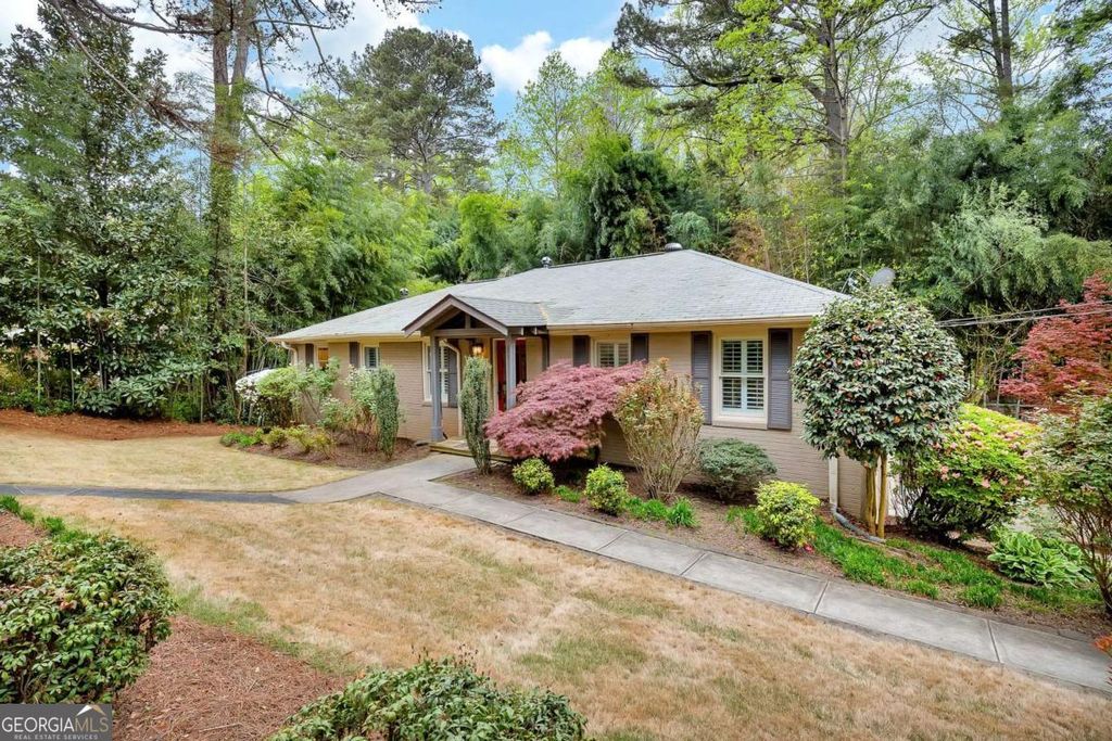 Photo of 2290 Beaver Creek Road SE, Smyrna, GA 30080 (MLS # 10722229)