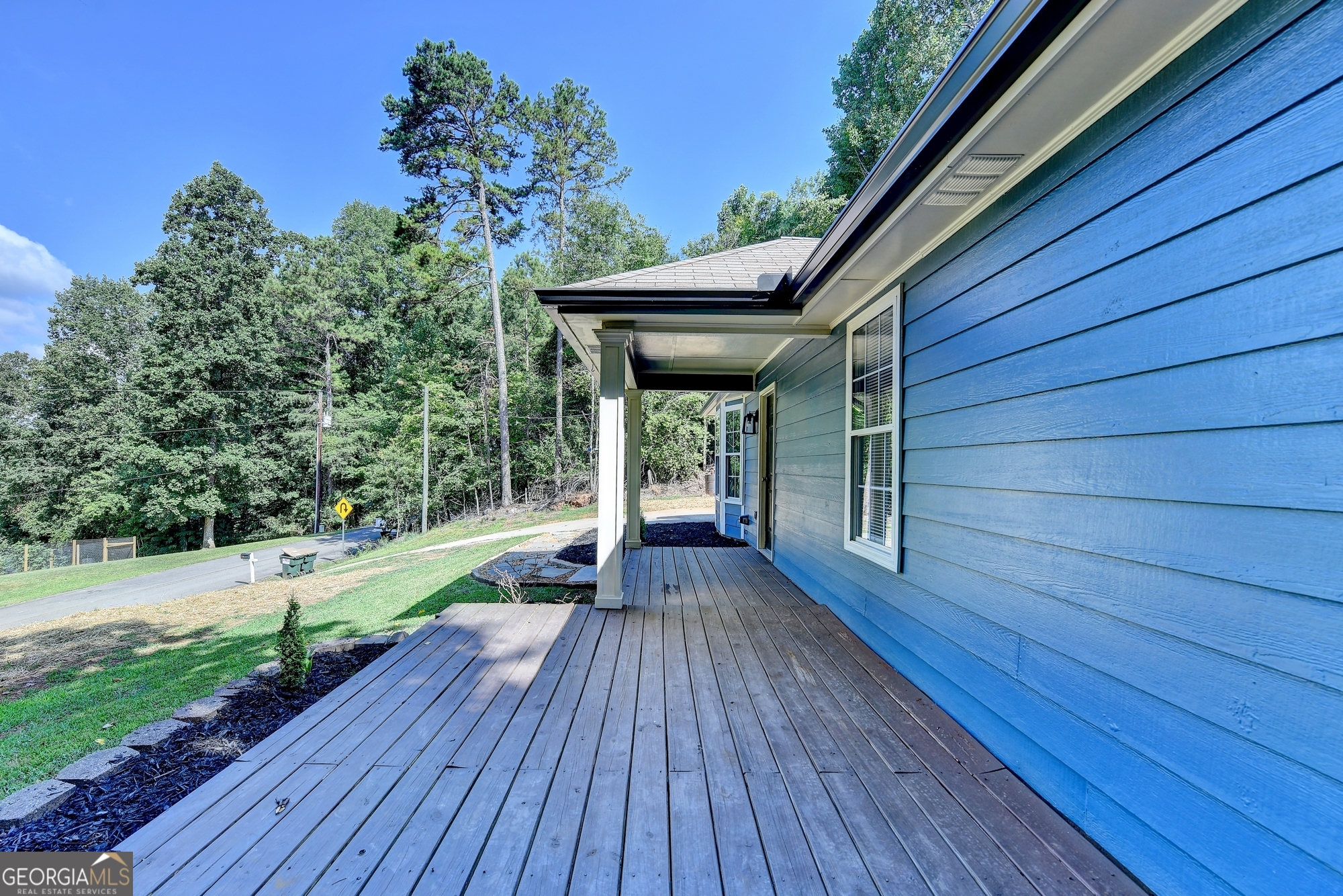 3208 Navajo CIR