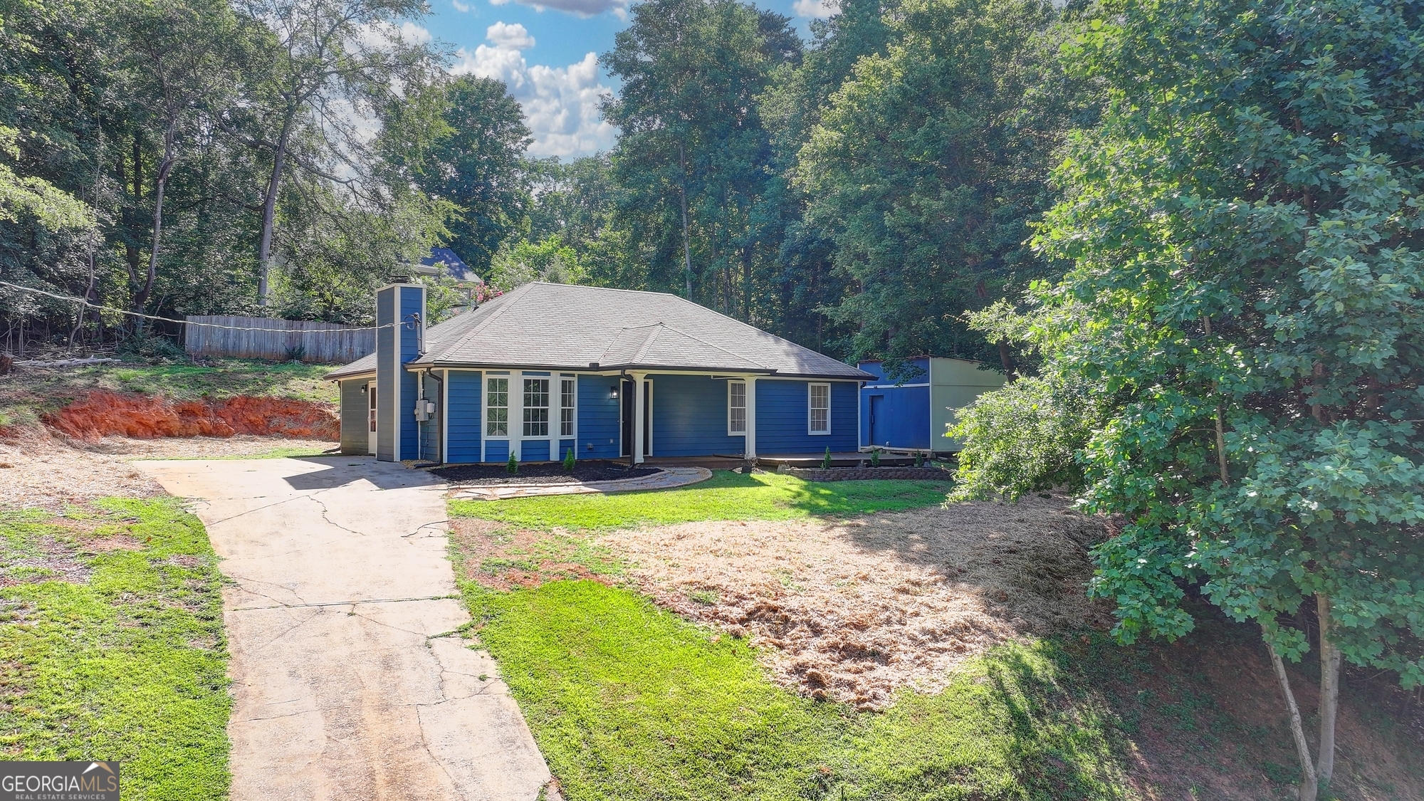 3208 Navajo CIR