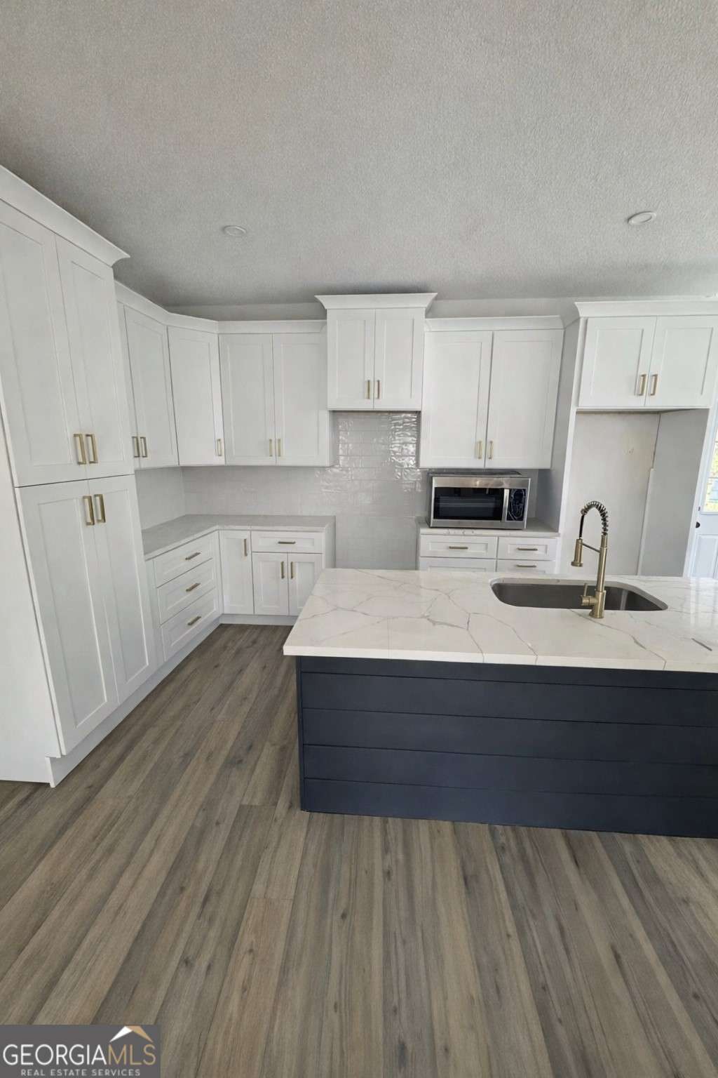 3999 Southbrook Ct NW