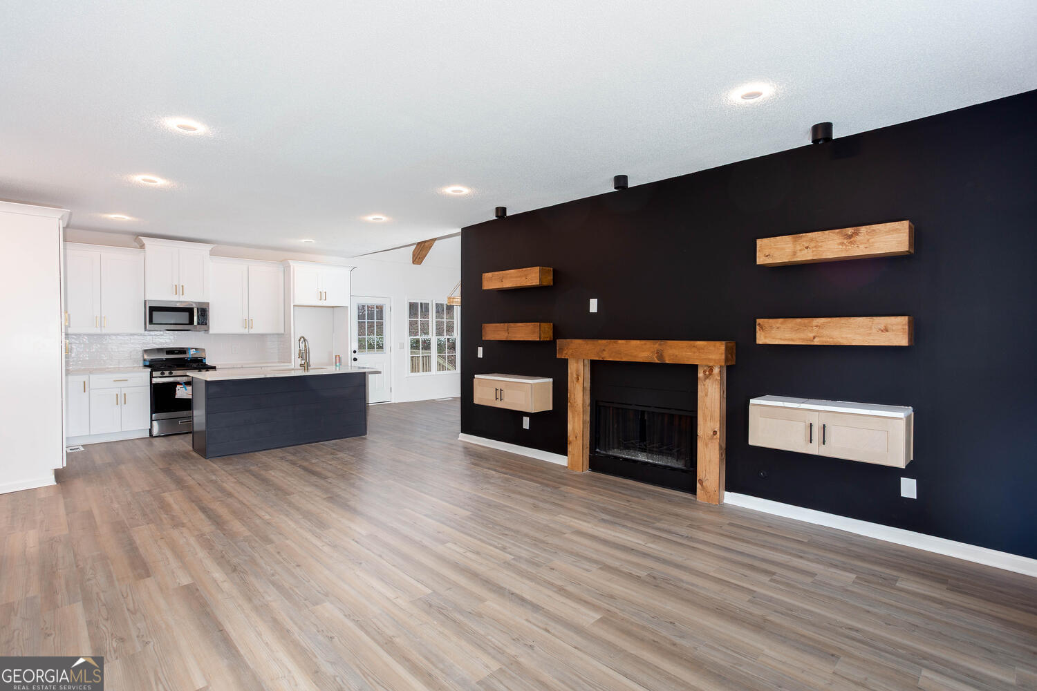 3999 Southbrook CT NW