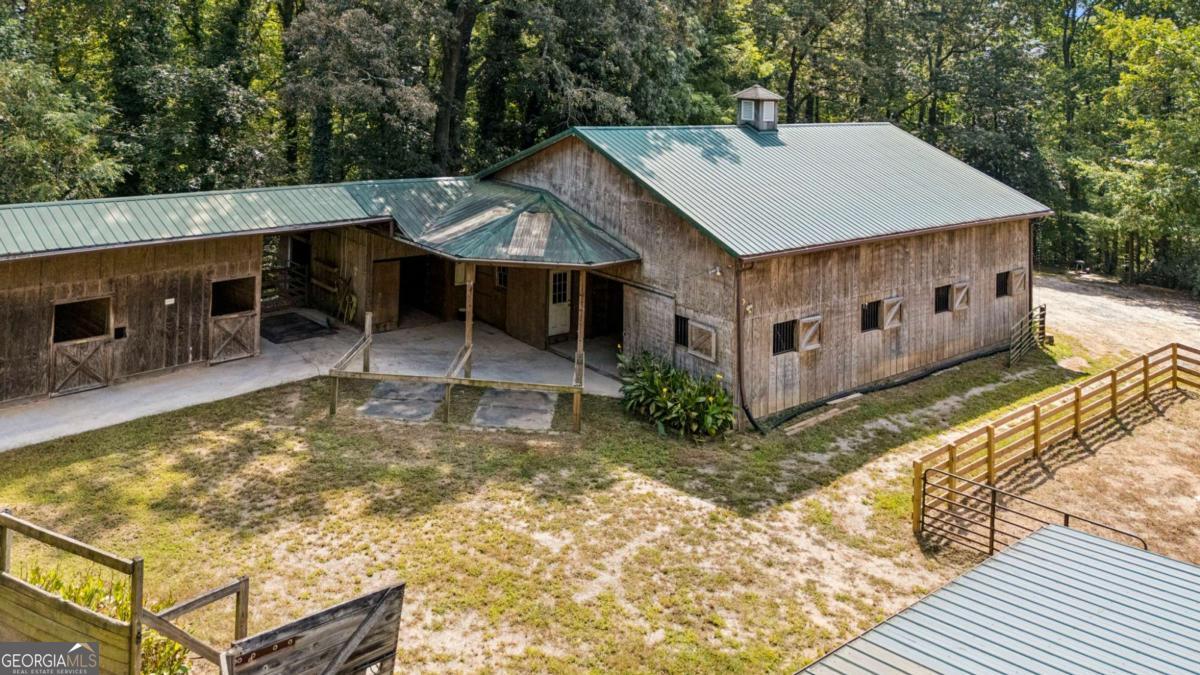 4019 Wesley Chapel RD