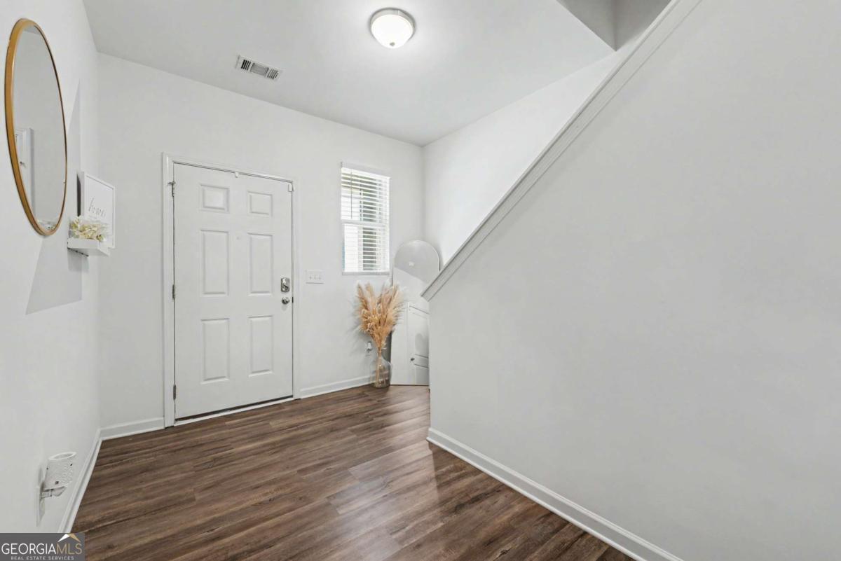 3342 Tarian WAY