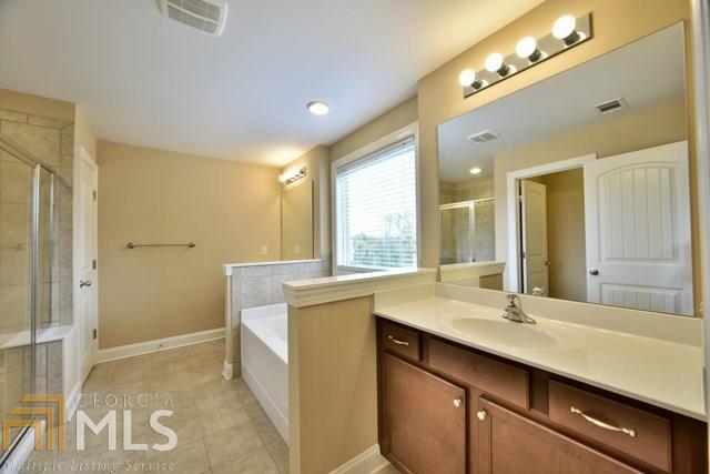 Hampton Station - Residential