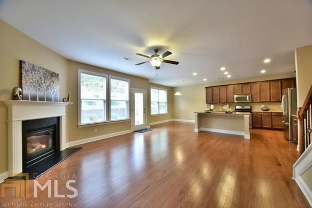 Hampton Station - Residential