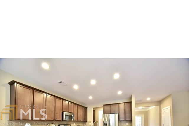 Hampton Station - Residential