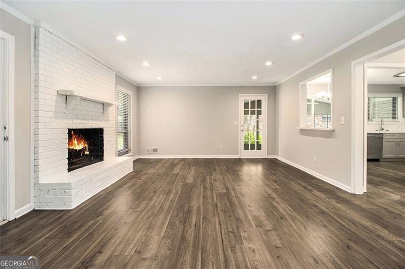 3321 GEORGIAN WOODS