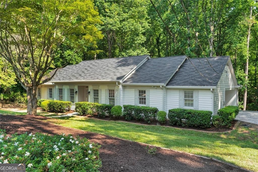1590 Sunnybrook Farm RD