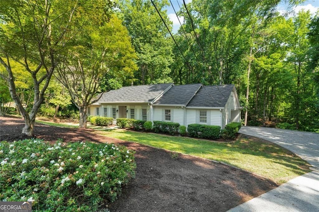 1590 Sunnybrook Farm RD